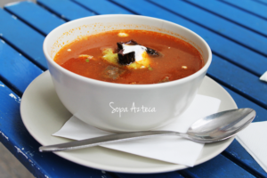 sopa azteca